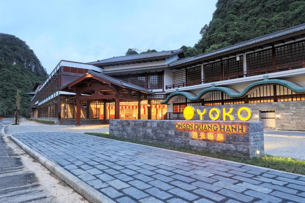 Review Yoko Onsen Quang Hanh 